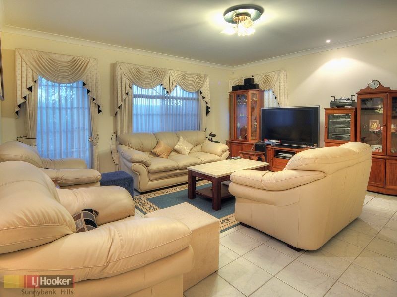 59 Azalea Crescent, Calamvale QLD 4116