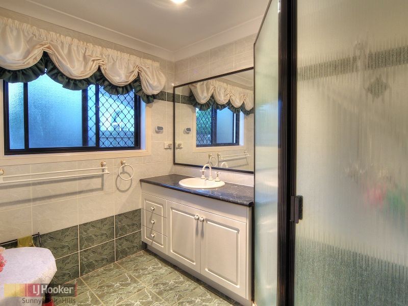 59 Azalea Crescent, Calamvale QLD 4116