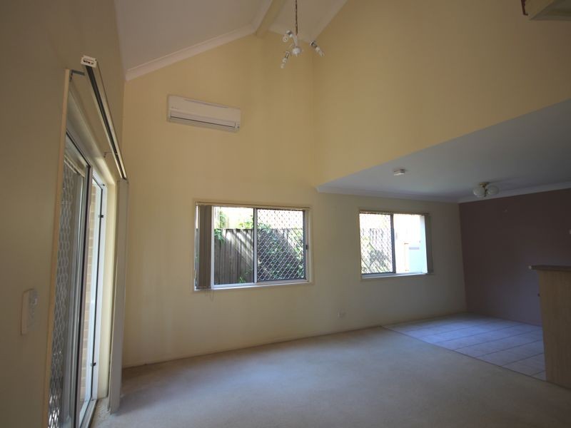 1/33 Chaucer Street, Moorooka QLD 4105