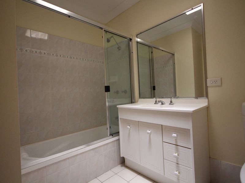 1/33 Chaucer Street, Moorooka QLD 4105