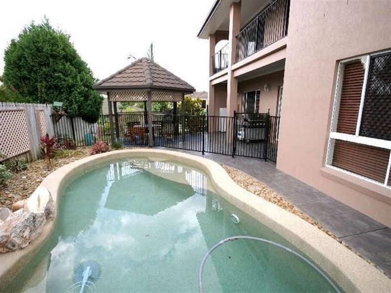 1 Cumberland Place, Parkinson QLD 4115