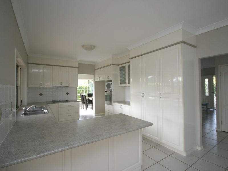 82 Stiller Drive, Kuraby QLD 4112