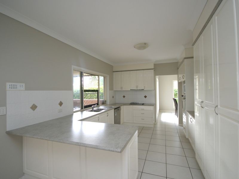 82 Stiller Drive, Kuraby QLD 4112