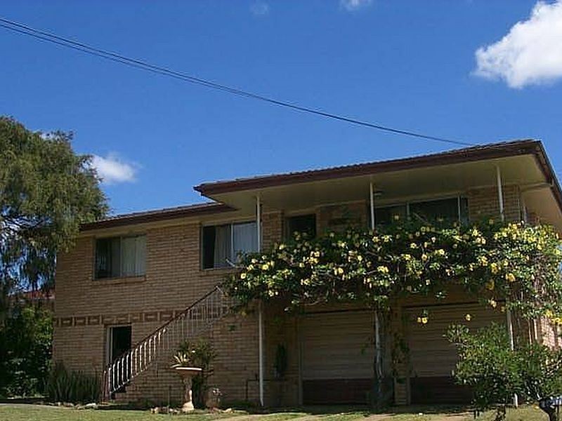 4 Lumphanan Street, Sunnybank Hills QLD 4109