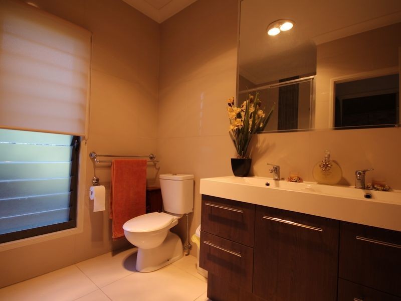 28 Freycinet Place, Calamvale QLD 4116