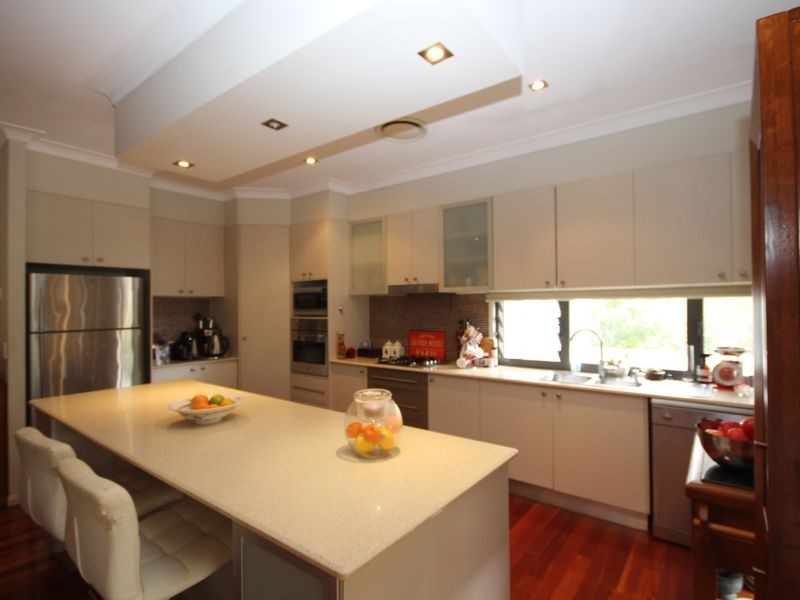 28 Freycinet Place, Calamvale QLD 4116