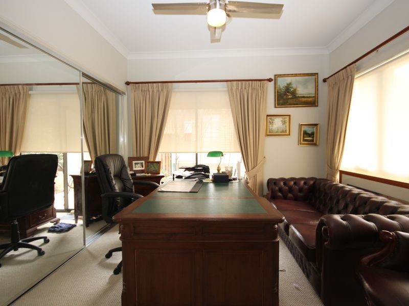 28 Freycinet Place, Calamvale QLD 4116