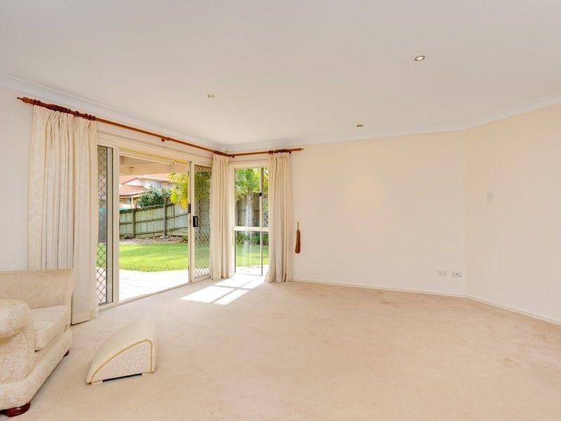 138 Lancaster Circuit, Stretton QLD 4116