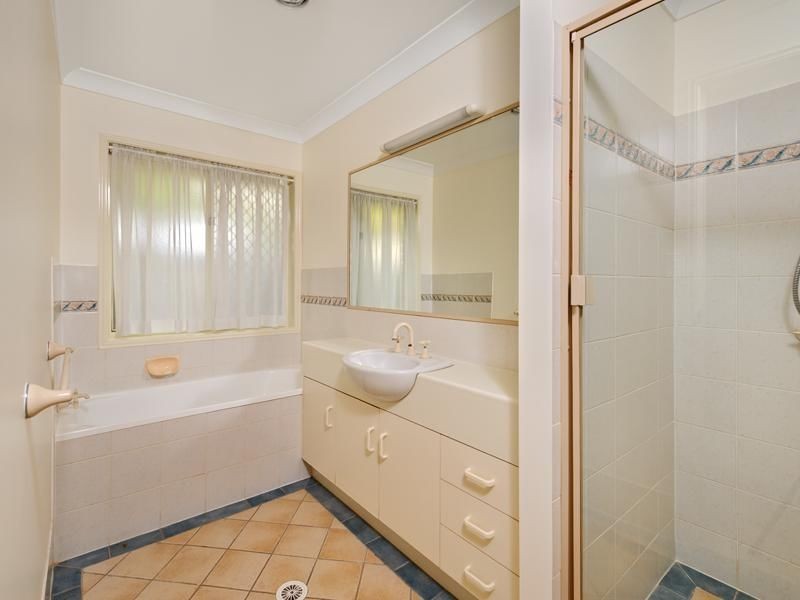 138 Lancaster Circuit, Stretton QLD 4116