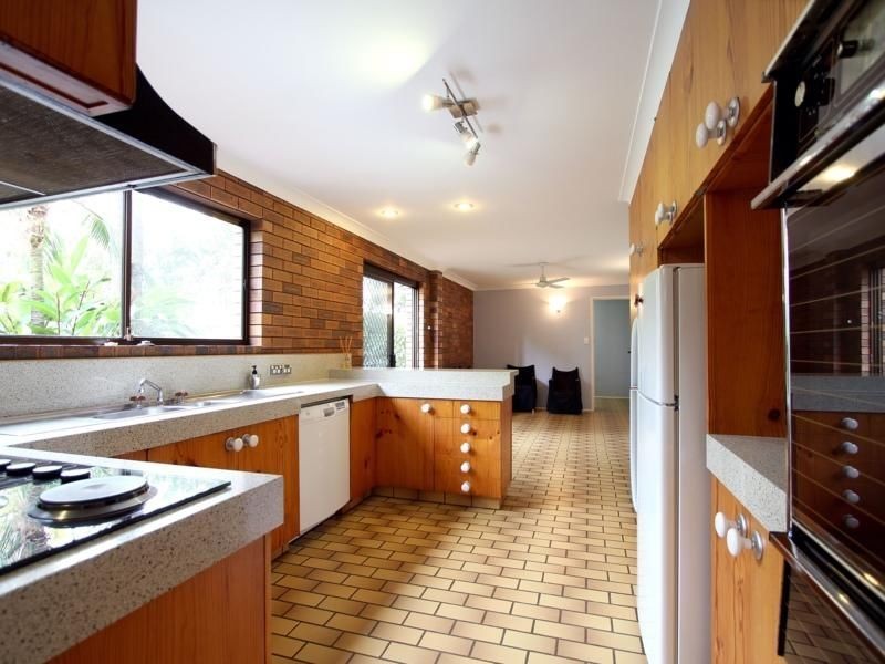 26 Orpheus Street, Robertson QLD 4109