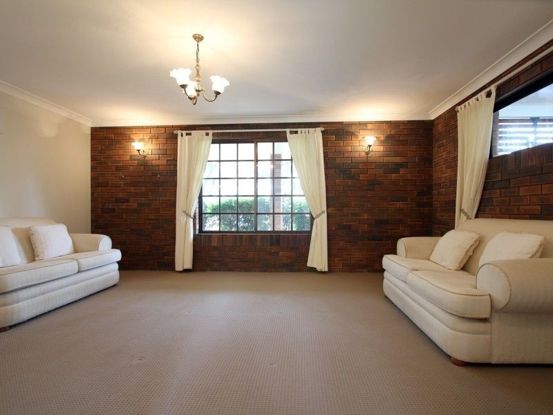 26 Orpheus Street, Robertson QLD 4109