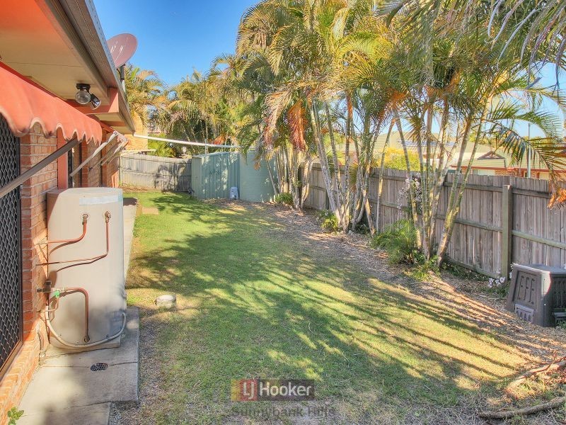 11 Clifton Street, Parkinson QLD 4115