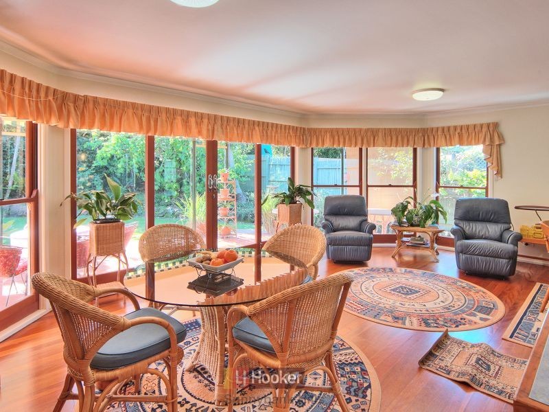 74 Dunedin Street, Sunnybank QLD 4109