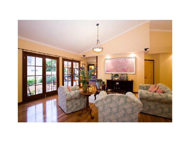 22 Cheltenham Close, Sunnybank Hills QLD 4109