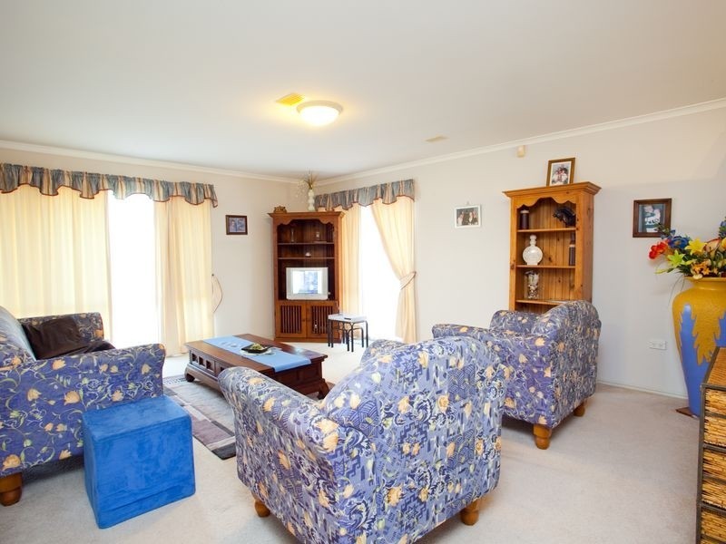 5 Trafalgar Close, Stretton QLD 4116