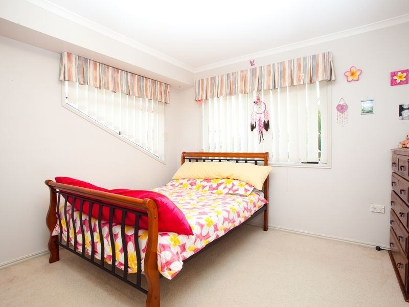 5 Trafalgar Close, Stretton QLD 4116