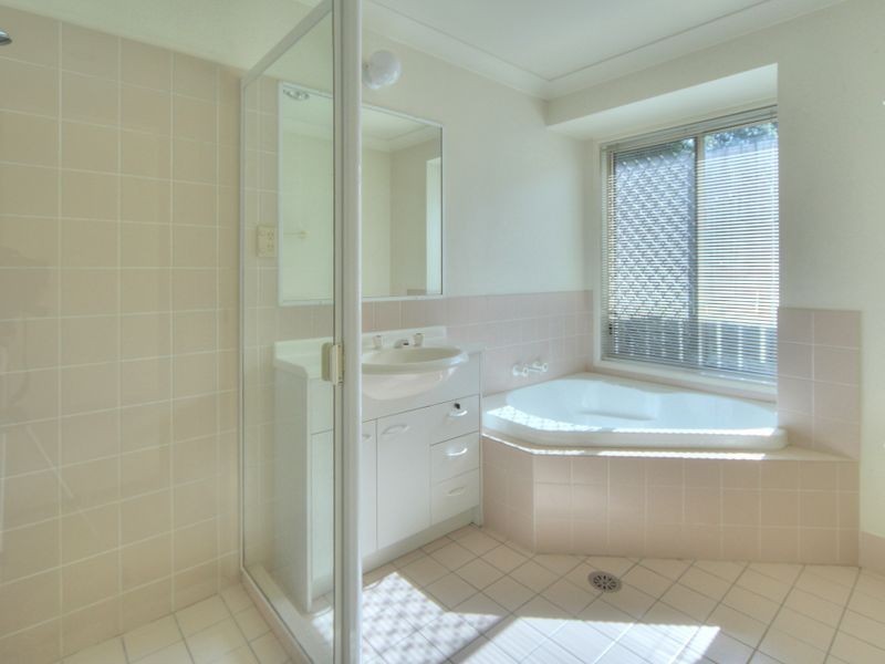17 Savanna Place, Eight Mile Plains QLD 4113