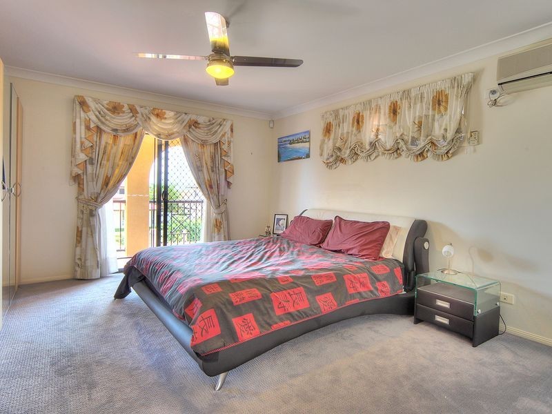 30 Crestwood Street, Kuraby QLD 4112