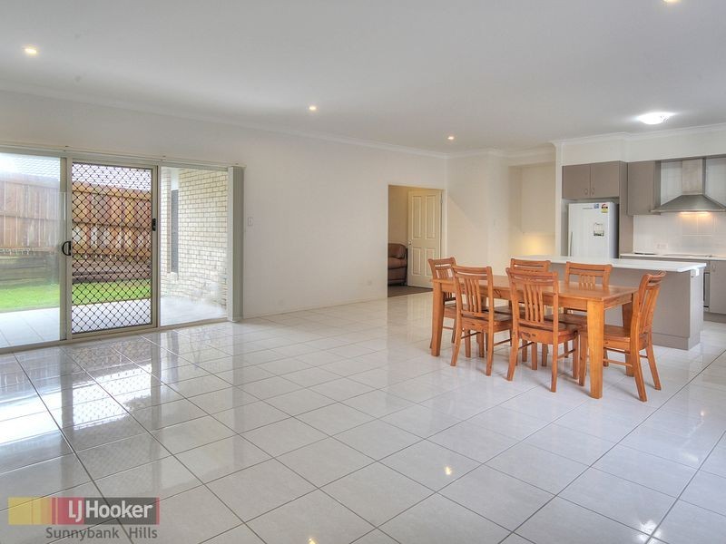 16 Elsie Close, Kuraby QLD 4112