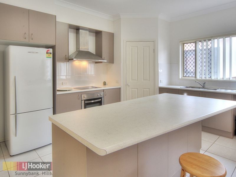 16 Elsie Close, Kuraby QLD 4112