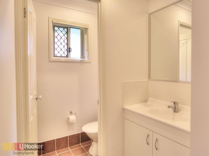 16 Elsie Close, Kuraby QLD 4112