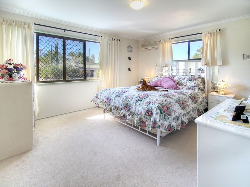 11 Chateau Street, Calamvale QLD 4116