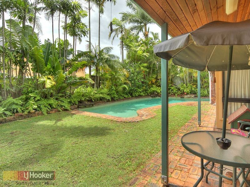 17 Orpheus Street, Robertson QLD 4109