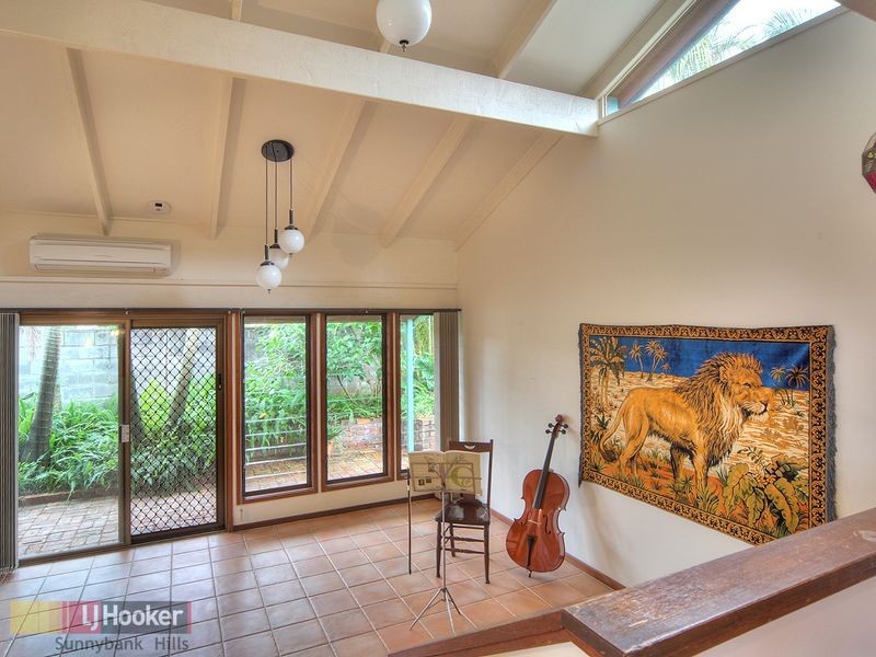 17 Orpheus Street, Robertson QLD 4109