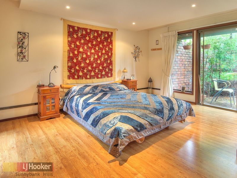17 Orpheus Street, Robertson QLD 4109
