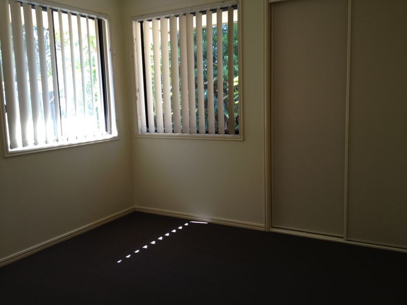 12/8 Honeysuckle Way, Calamvale QLD 4116