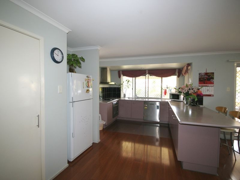26 Carnation Crescent,, Calamvale QLD 4116