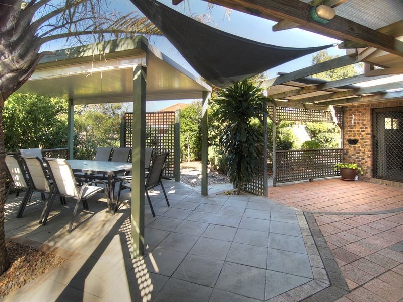 12 Maywood Crescent, Calamvale QLD 4116