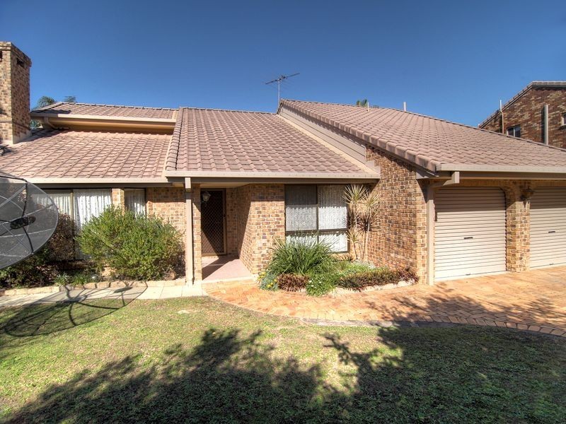 12 Maywood Crescent, Calamvale QLD 4116