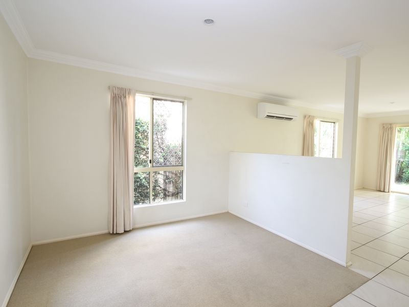 105 Bolton Street, Eight Mile Plains QLD 4113