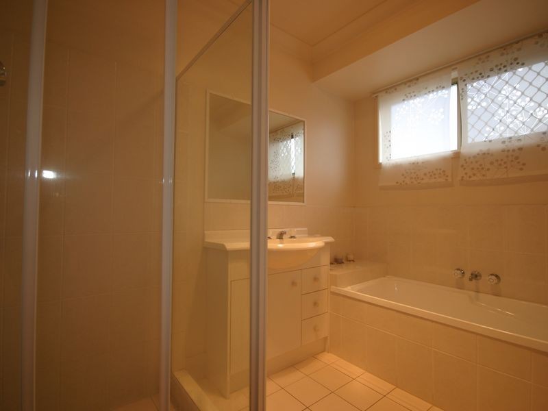 11 Murphy Street, Calamvale QLD 4116