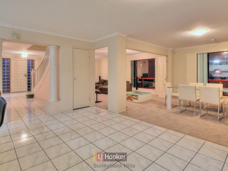 116 Glenfield Street, Parkinson QLD 4115