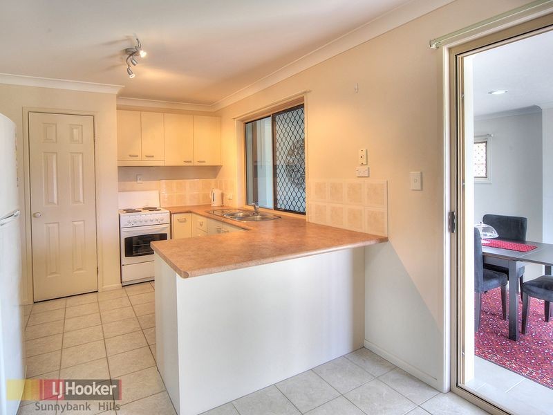 68 Lampson Street, Sunnybank QLD 4109