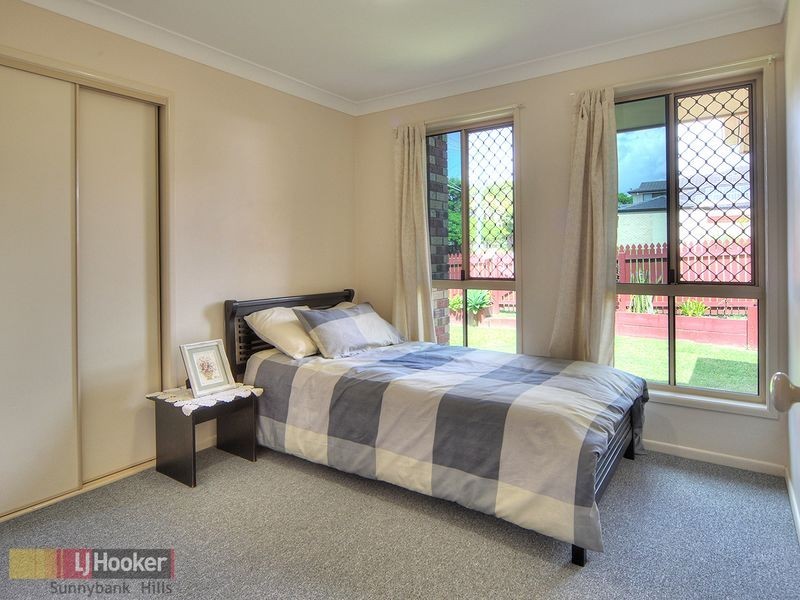 68 Lampson Street, Sunnybank QLD 4109