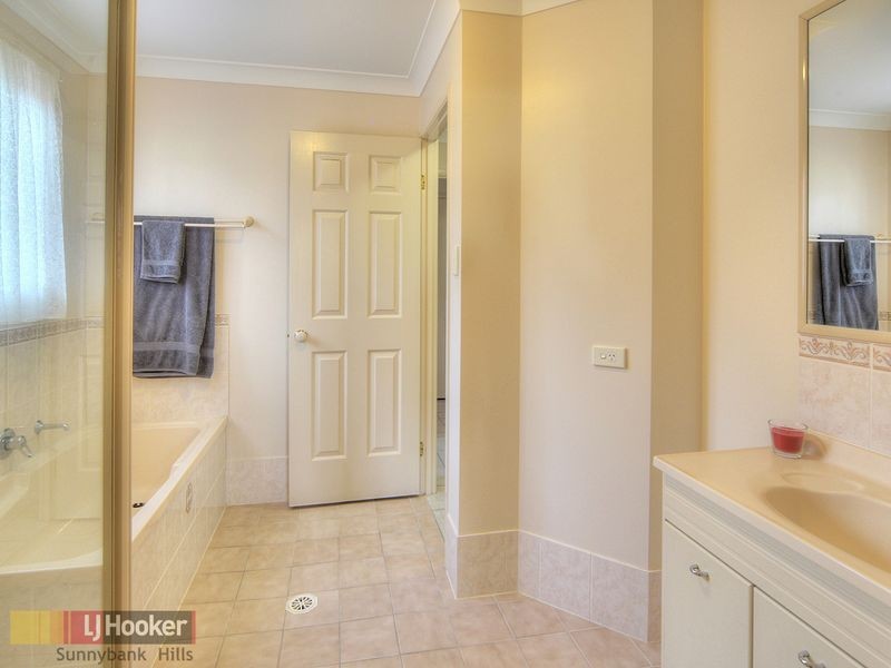 68 Lampson Street, Sunnybank QLD 4109