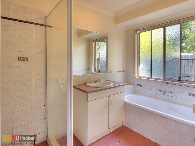 17 Benbek Circuit, Sunnybank Hills QLD 4109