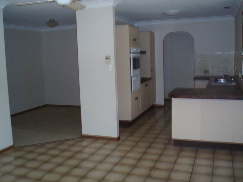 14 Honeybrook Street, Runcorn QLD 4113