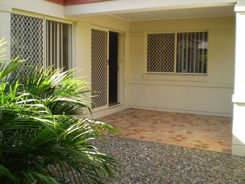 25 Yvonne Road, Eight Mile Plains QLD 4113