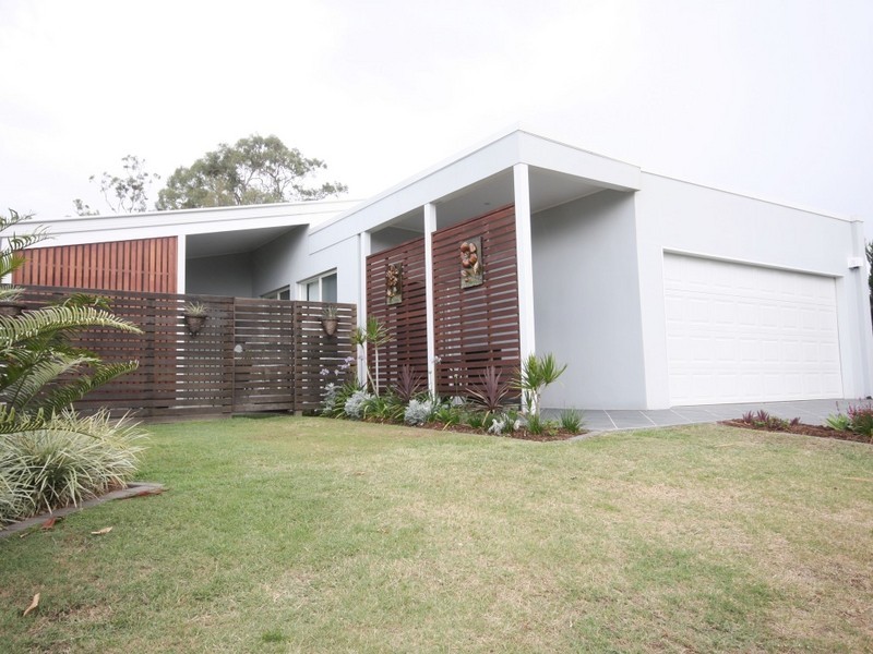 10 Nalbaugh Lane, Parkinson QLD 4115
