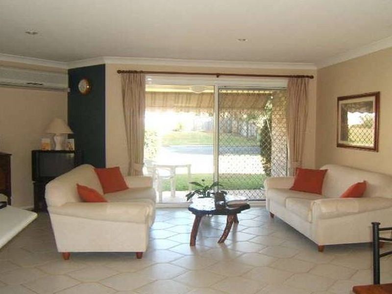 2 Jorgie Close, Eight Mile Plains QLD 4113