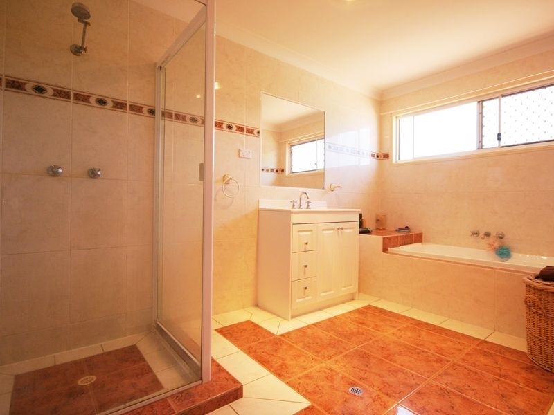 8 Adios Close, Sunnybank Hills QLD 4109