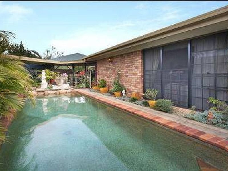 8 Devenish Street, Sunnybank QLD 4109