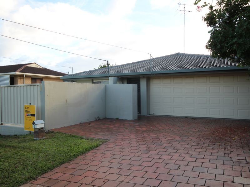 3 Dolphin Street, Macgregor QLD 4109
