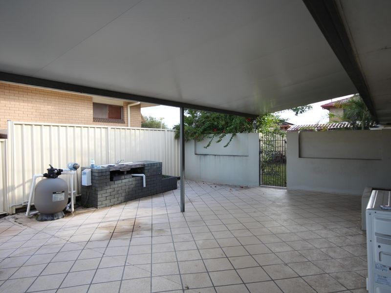 3 Dolphin Street, Macgregor QLD 4109