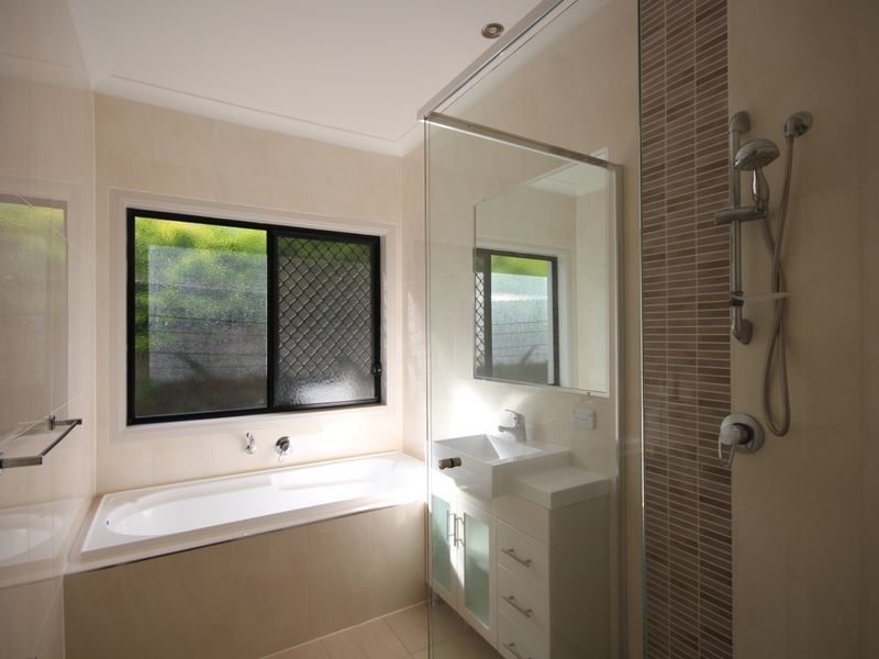 16 Elm Street, Stretton QLD 4116