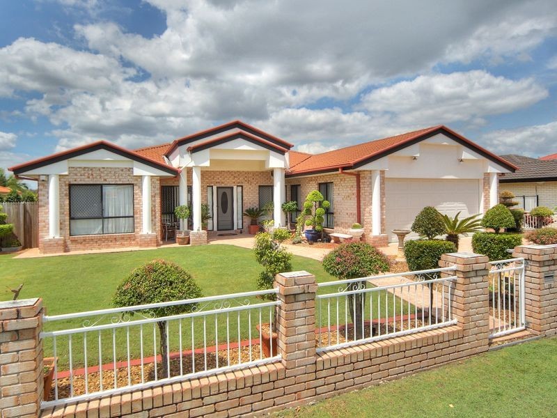 12 Harwood Place, Parkinson QLD 4115